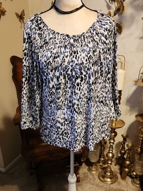 Scoop-Neck Printed Tunic Top - Black & White